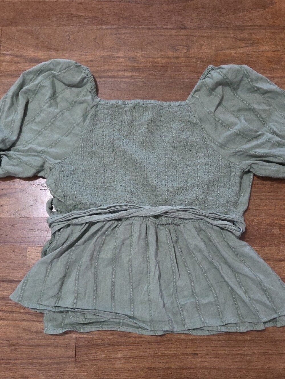 Old Navy Wrap Peplum Blouse - Picture 5 of 6